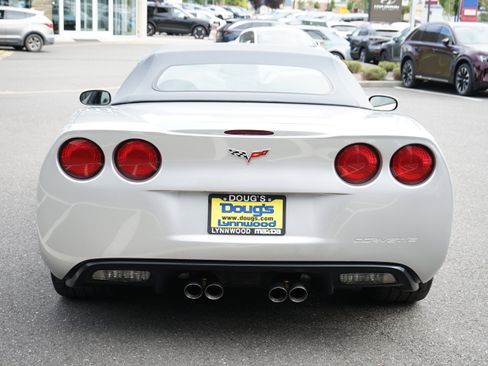 Used 2007 Chevrolet Corvette Convertible w/ Preferred Equipment Group image 6