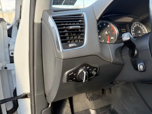 Used 2016 Audi Q5 2.0T Premium Plus w/ Technology Package AWD/4WD image 11