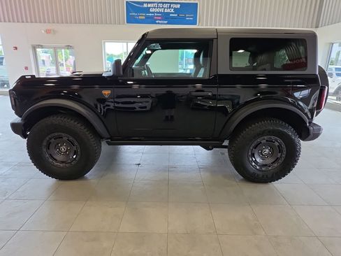 Used 2025 Ford Bronco Badlands w/ Sasquatch Package AWD/4WD image 12