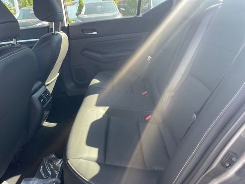 New 2025 Nissan Altima 2.5 SL image 13