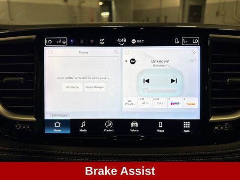 Used 2025 Chrysler Pacifica Select FWD image 11