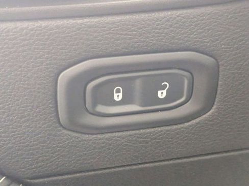 Certified 2023 Jeep Wrangler Sahara 4xe image 12