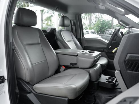 Used 2019 Ford F450 XL w/ XL Value Package RWD image 32