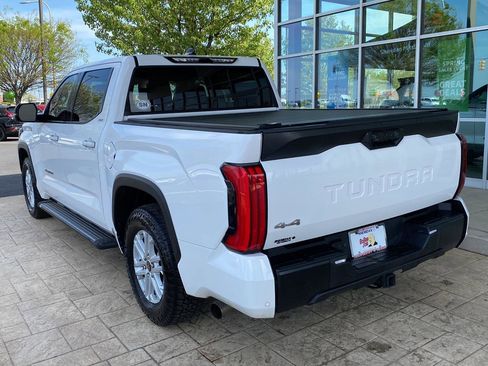 Used 2022 Toyota Tundra SR5 w/ SR5 Premium Package image 5