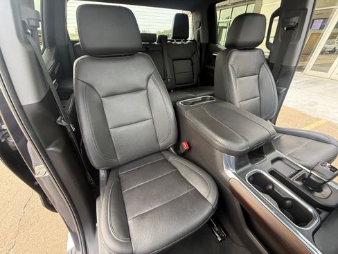 Used 2023 GMC Sierra 1500 SLT w/ SLT Convenience Package image 33