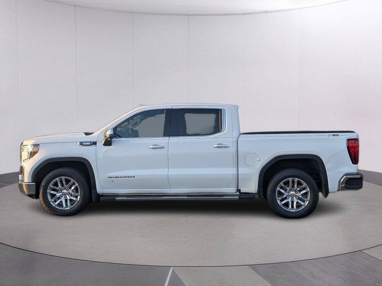 Used 2021 GMC Sierra 1500 SLT w/ SLT Premium Plus Package AWD/4WD image 2