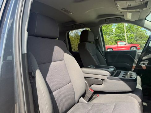Used 2018 GMC Sierra 1500 SLE w/ SLE Value Package AWD/4WD image 51