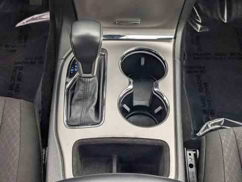 Used 2018 Jeep Grand Cherokee Laredo image 6