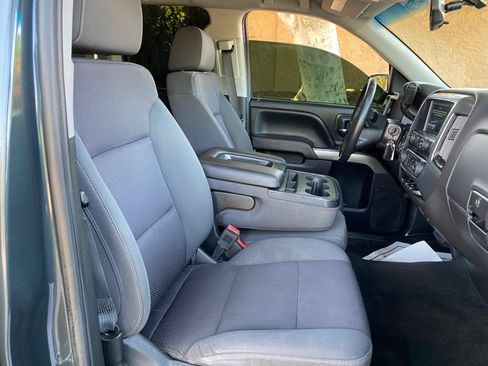 Used 2018 Chevrolet Silverado 1500 LT AWD/4WD image 49