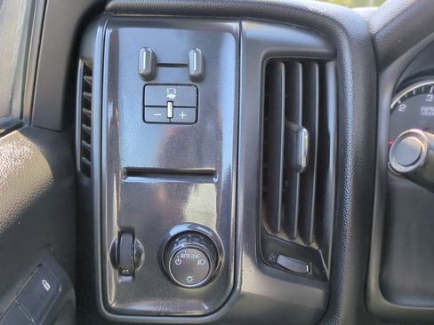 Used 2014 GMC Sierra 1500 Base image 19