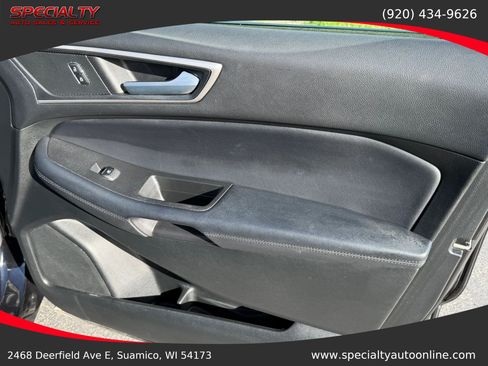 Used 2023 Ford Edge SEL AWD/4WD image 35
