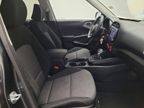 Used 2020 Kia Soul S image 21