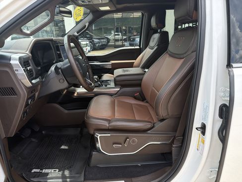 Used 2025 Ford F150 King Ranch w/ FX4 Off-Road Package AWD/4WD image 16