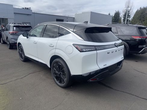 New 2026 Nissan Murano Platinum AWD/4WD image 2