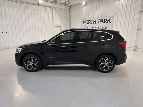 Used 2018 BMW X1 sDrive28i w/ Convenience Package image 2