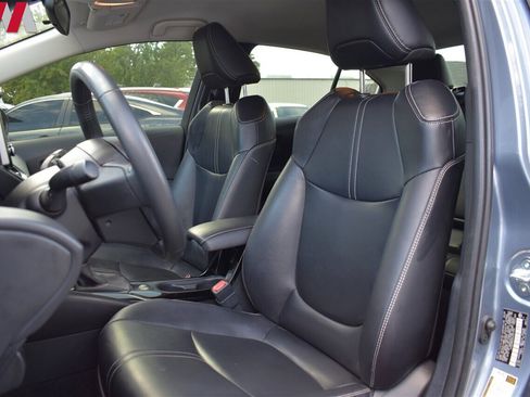 Used 2022 Toyota Corolla LE w/ Premium Interior Package FWD image 11