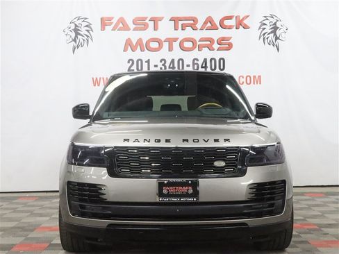 Used 2018 Land Rover Range Rover Supercharged AWD/4WD image 2