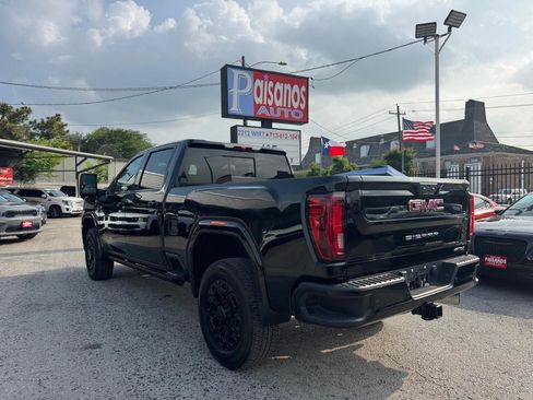 Used 2022 GMC Sierra 2500 AT4 w/ AT4 Preferred Package AWD/4WD image 5