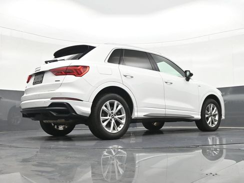 Used 2021 Audi Q3 2.0T Premium w/ Convenience Package AWD/4WD image 27