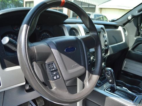 Used 2014 Ford F150 Raptor w/ Equipment Group 801A Luxury AWD/4WD image 17