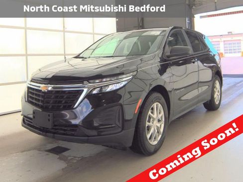 Used 2024 Chevrolet Equinox LS w/ LS Convenience Package FWD image 1