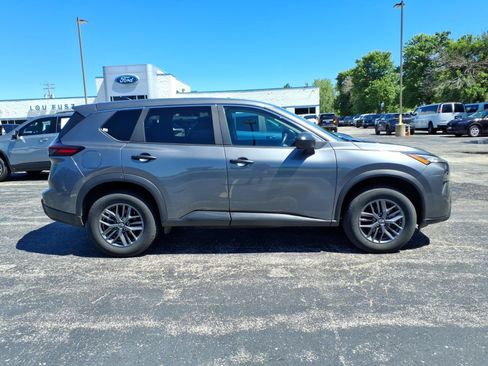 Used 2024 Nissan Rogue S FWD image 28