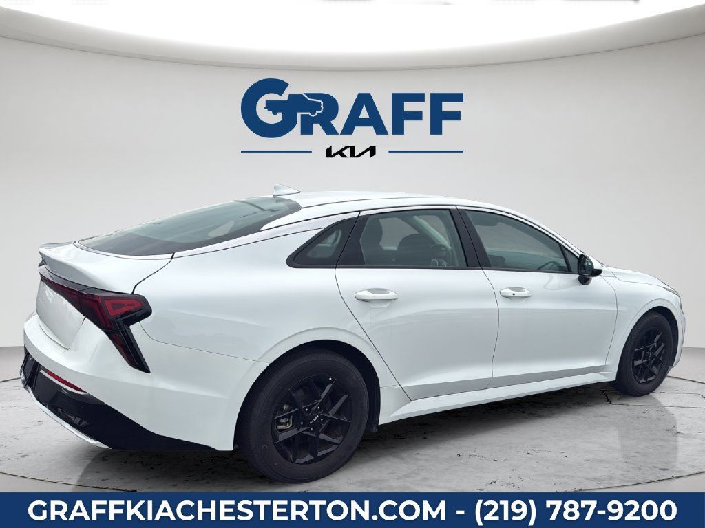 Used 2026 Kia K5 LXS FWD image 9
