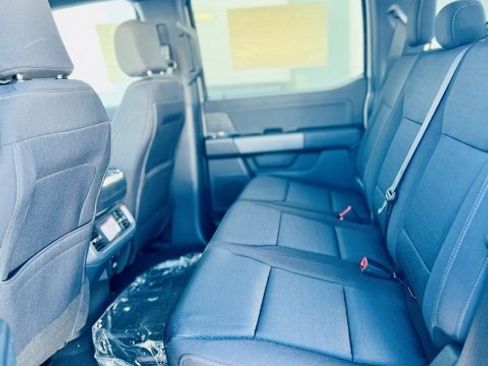 New 2026 Ford F150 XLT w/ Equipment Group 302A MID image 12