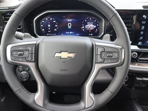 New 2026 Chevrolet Silverado 1500 LTZ w/ LTZ Premium Package AWD/4WD image 7