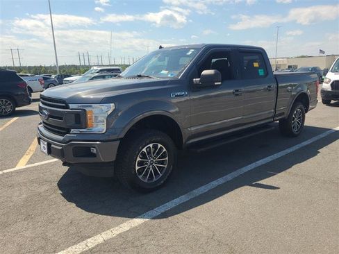 Used 2019 Ford F150 XLT w/ Equipment Group 302A Luxury AWD/4WD image 4