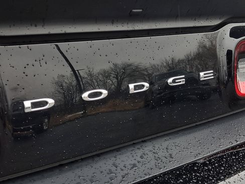 Used 2020 Dodge Challenger R/T Scat Pack w/ Scat Pack Stripe image 31