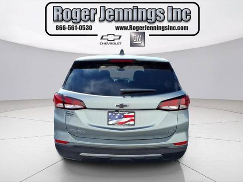 Used 2024 Chevrolet Equinox LT w/ LPO, Floor Liner Package FWD image 4