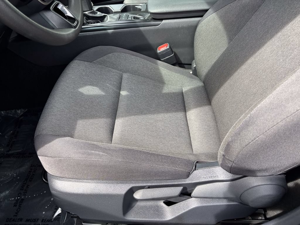 Used 2025 Toyota Camry LE FWD image 20