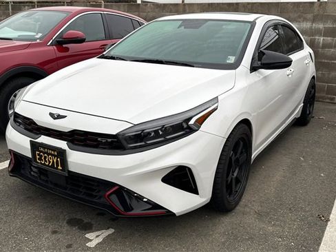 Used 2022 Kia Forte GT w/ GT2 Package image 5