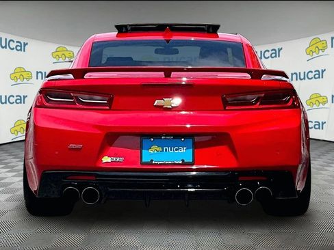 Used 2017 Chevrolet Camaro SS RWD image 5