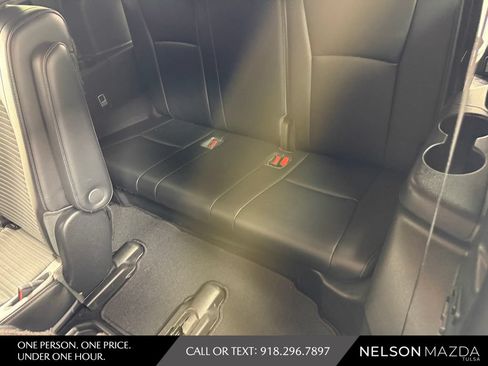 Used 2022 Toyota Highlander XSE FWD image 42