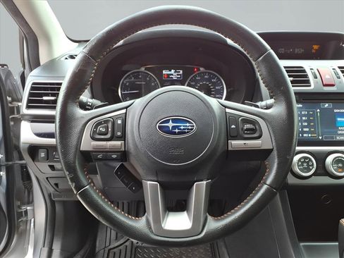 Used 2017 Subaru Crosstrek 2.0i Limited image 9