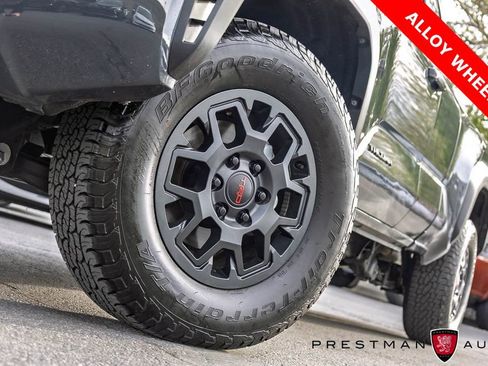 Used 2025 Toyota Tacoma PreRunner w/ TRD Prerunner Upgrade Package image 10