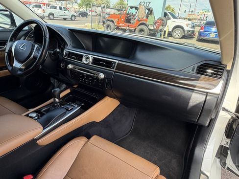 Used 2013 Lexus GS 350 w/ Luxury Pkg RWD image 11
