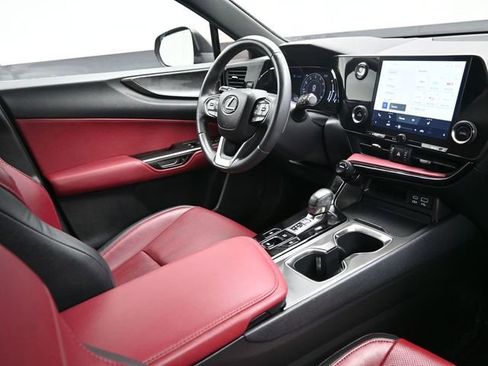 Used 2023 Lexus NX 250 FWD w/ Towing Package (2000 Lbs) image 23