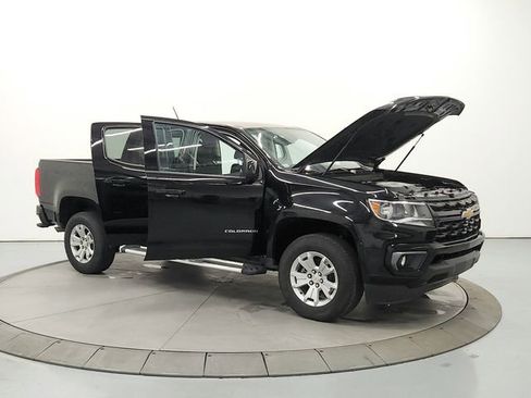 Used 2022 Chevrolet Colorado LT w/ LT Convenience Package RWD image 9