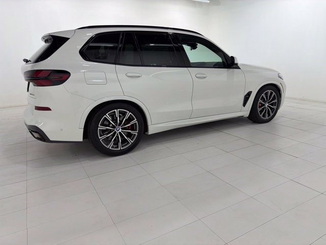 Certified 2024 BMW X5 xDrive50e w/ Executive Package AWD/4WD image 6