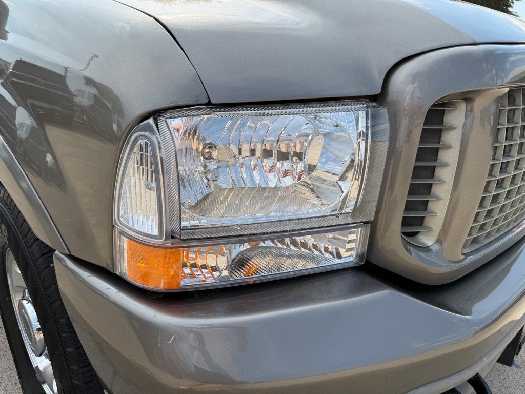 Used 2003 Ford Excursion Limited RWD image 12