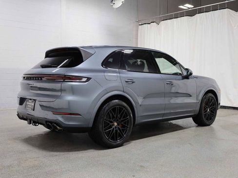New 2026 Porsche Cayenne S AWD/4WD image 9