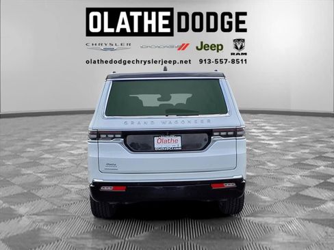 Used 2023 Jeep Grand Wagoneer 4WD image 30