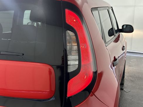 Used 2019 Kia Soul w/ Convenience Package image 30