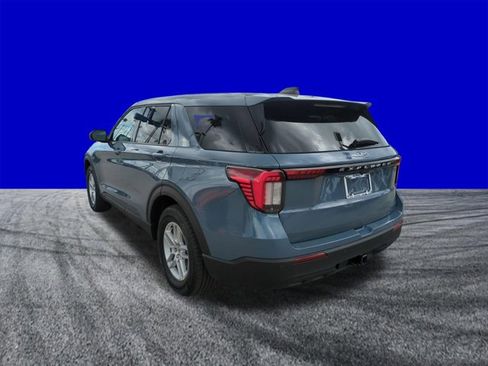 New 2026 Ford Explorer Active RWD image 6