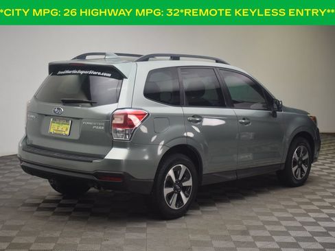 Used 2017 Subaru Forester 2.5i Premium AWD/4WD image 8