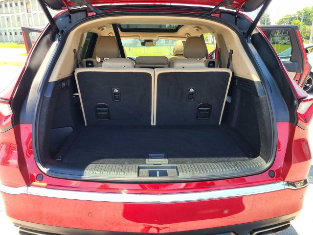 Used 2024 Acura MDX w/ Technology Package AWD/4WD image 30