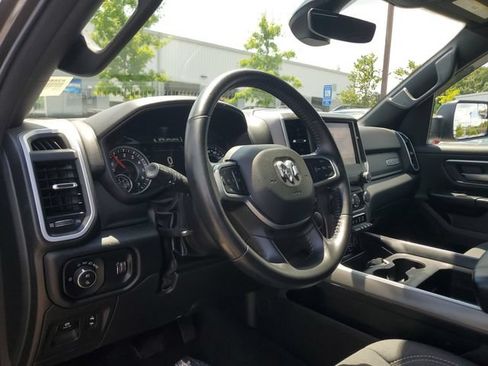 Used 2022 RAM 1500 Big Horn w/ Night Edition RWD image 20